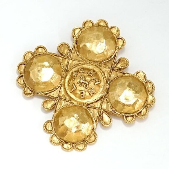 CHANEL CC Logo Cross Vintage Brooch Gold Tone 23 Pin Auth w/Box #22400 - Picture 1 of 6
